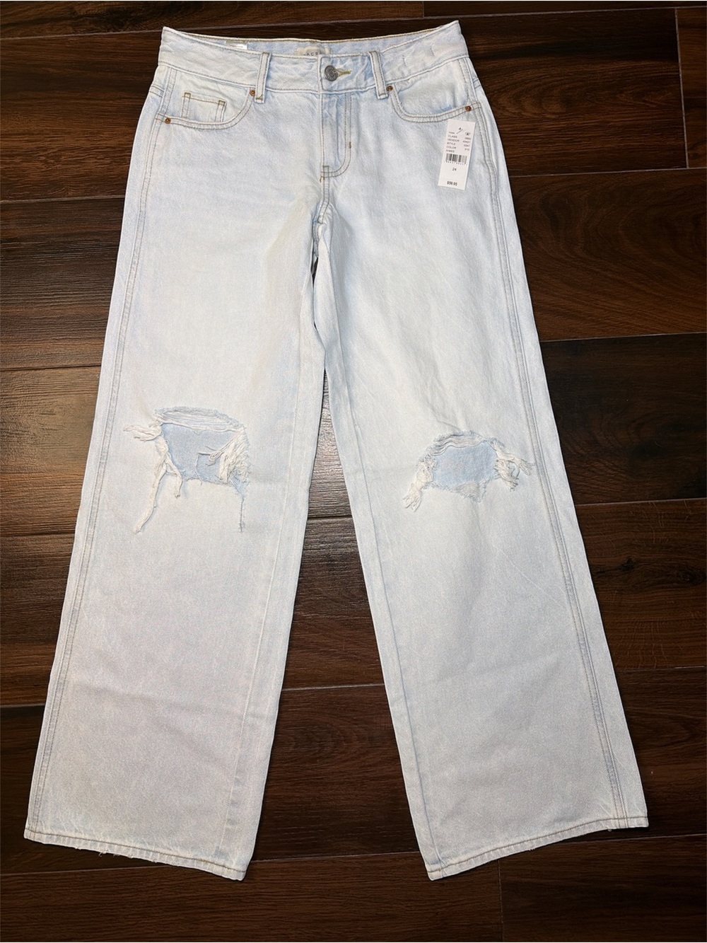 PacSun Juniors Light Wash Ripped Wide Leg Jeans Size 24, NWT